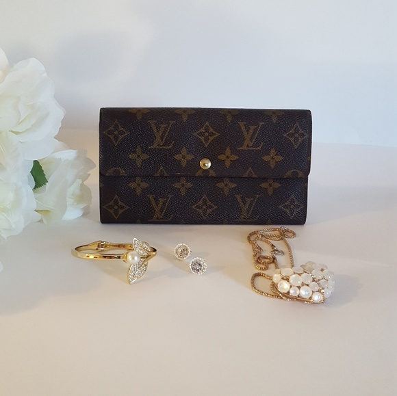 Louis Vuitton Accessories - Authentic Louis Vuitton long wallet brown monogram